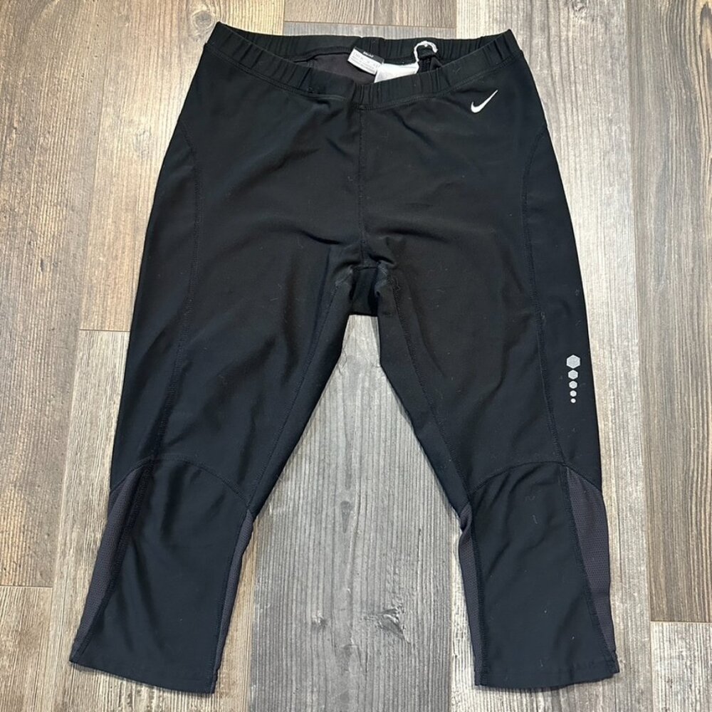 Nike Dri-Fit Capri Legging Womens Medium Running Cropped Yoga Gym ID Pocket